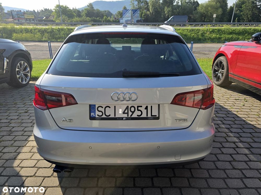 Audi A3 Sportback 1.4 TFSI Attraction - 5