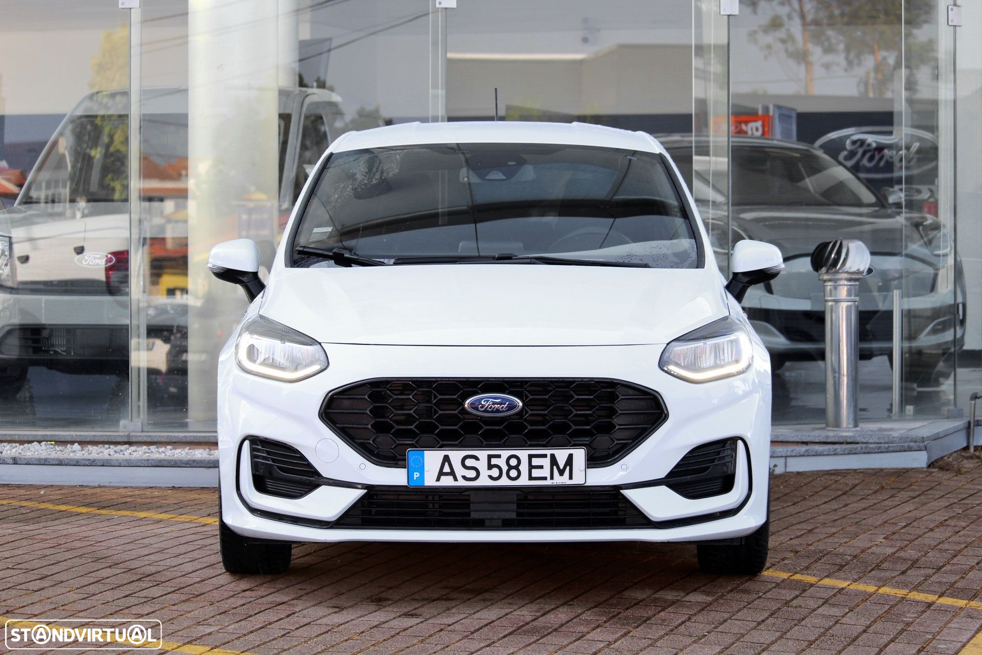 Ford Fiesta 1.0 EcoBoost MHEV ST-Line - 4