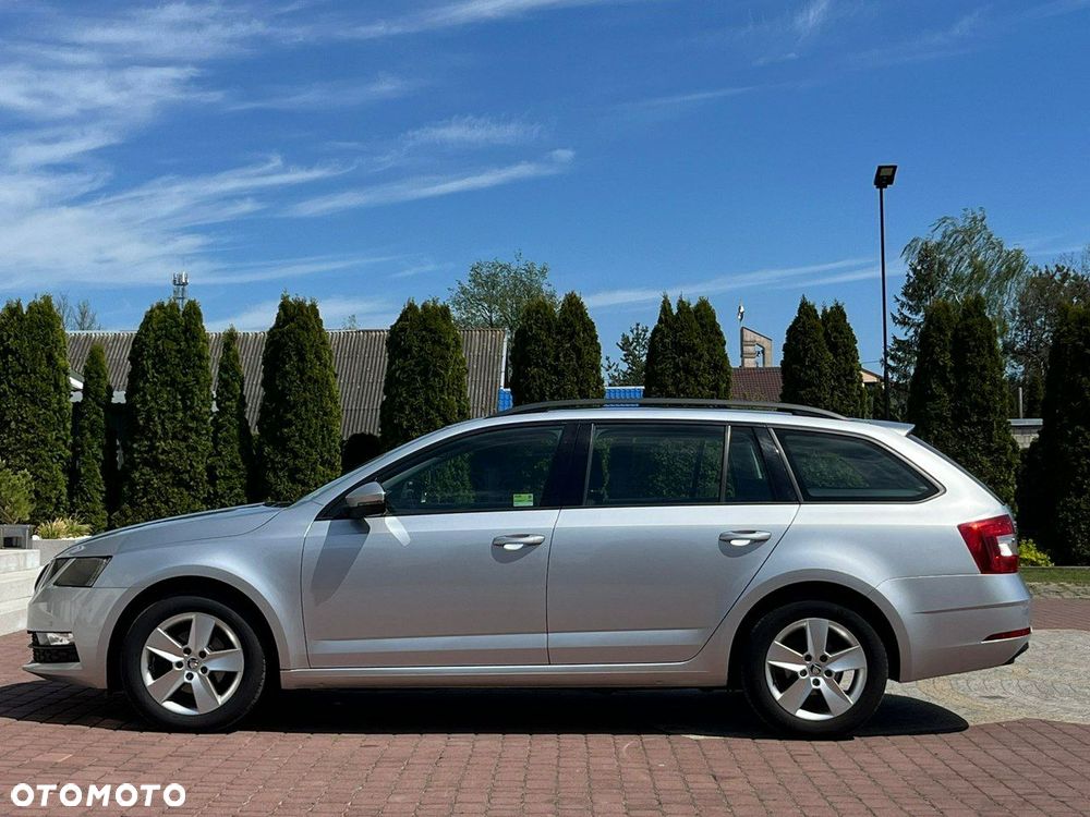 Skoda Octavia - 2