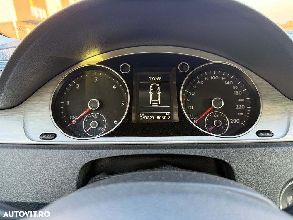Volkswagen Passat CC 2.0 TDI 4Motion DSG - 13