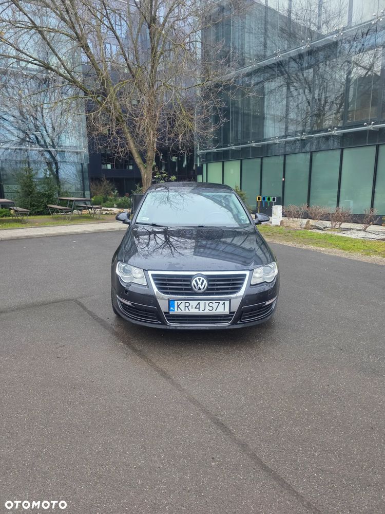 Volkswagen Passat 1.8 TSI Comfortline - 2