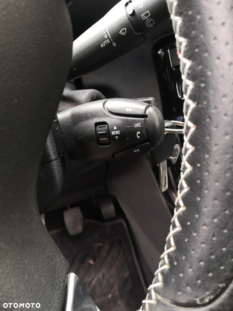 Citroën C3 Picasso 1.6 HDi Exclusive Euro5 - 16