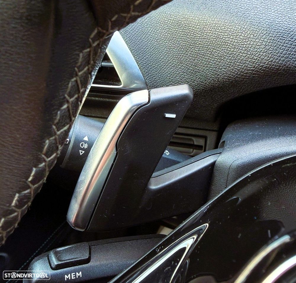 Peugeot 5008 1.2 PureTech Allure Pack EAT8 - 22