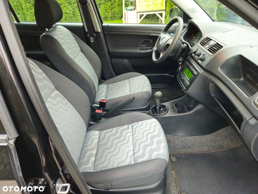 Skoda Fabia 1.2 HTP Active - 15