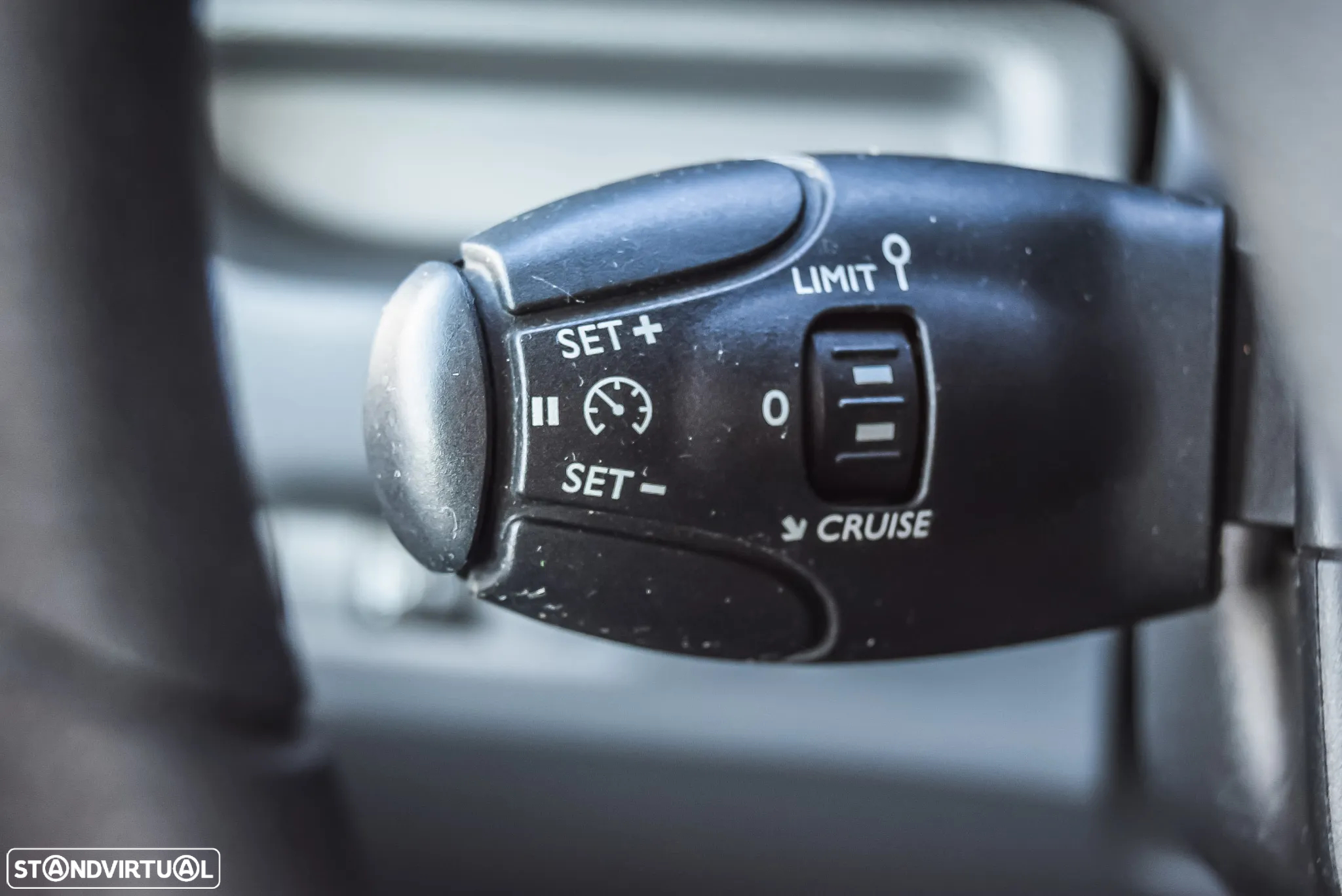 Opel Vivaro 1.5 CDTi L2H1 Essentia Inc - 20