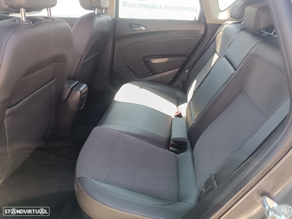 Opel Astra 1.7 CDTi Cosmo - 18