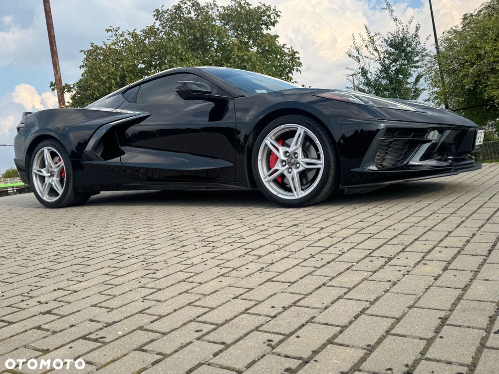 Chevrolet Corvette - 10