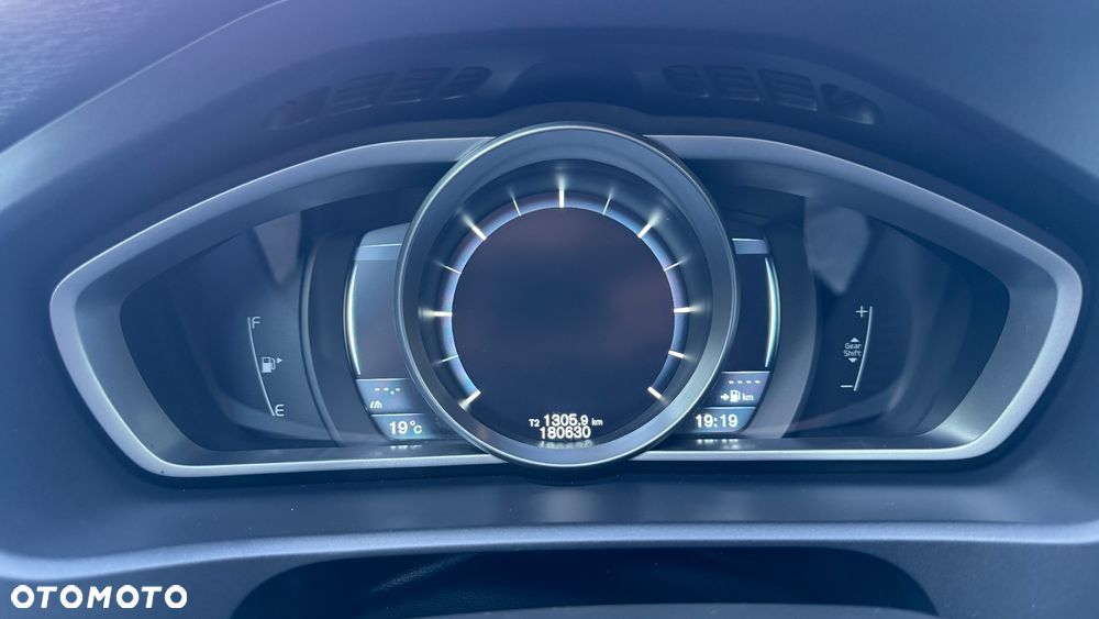 Volvo V40 D2 Kinetic - 27