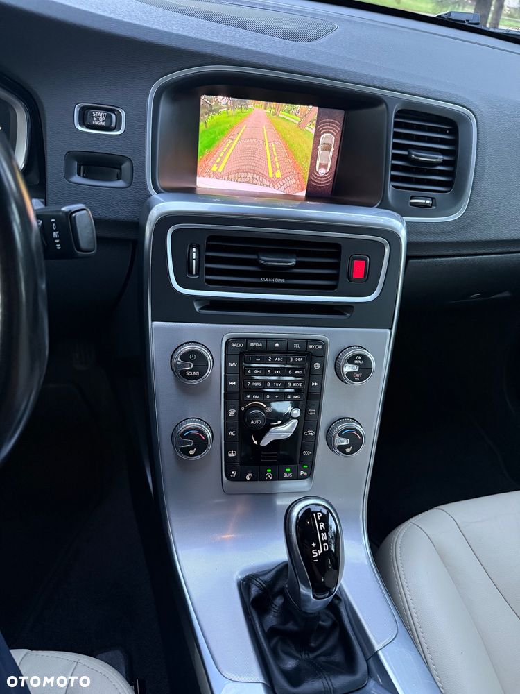 Volvo S60 - 12