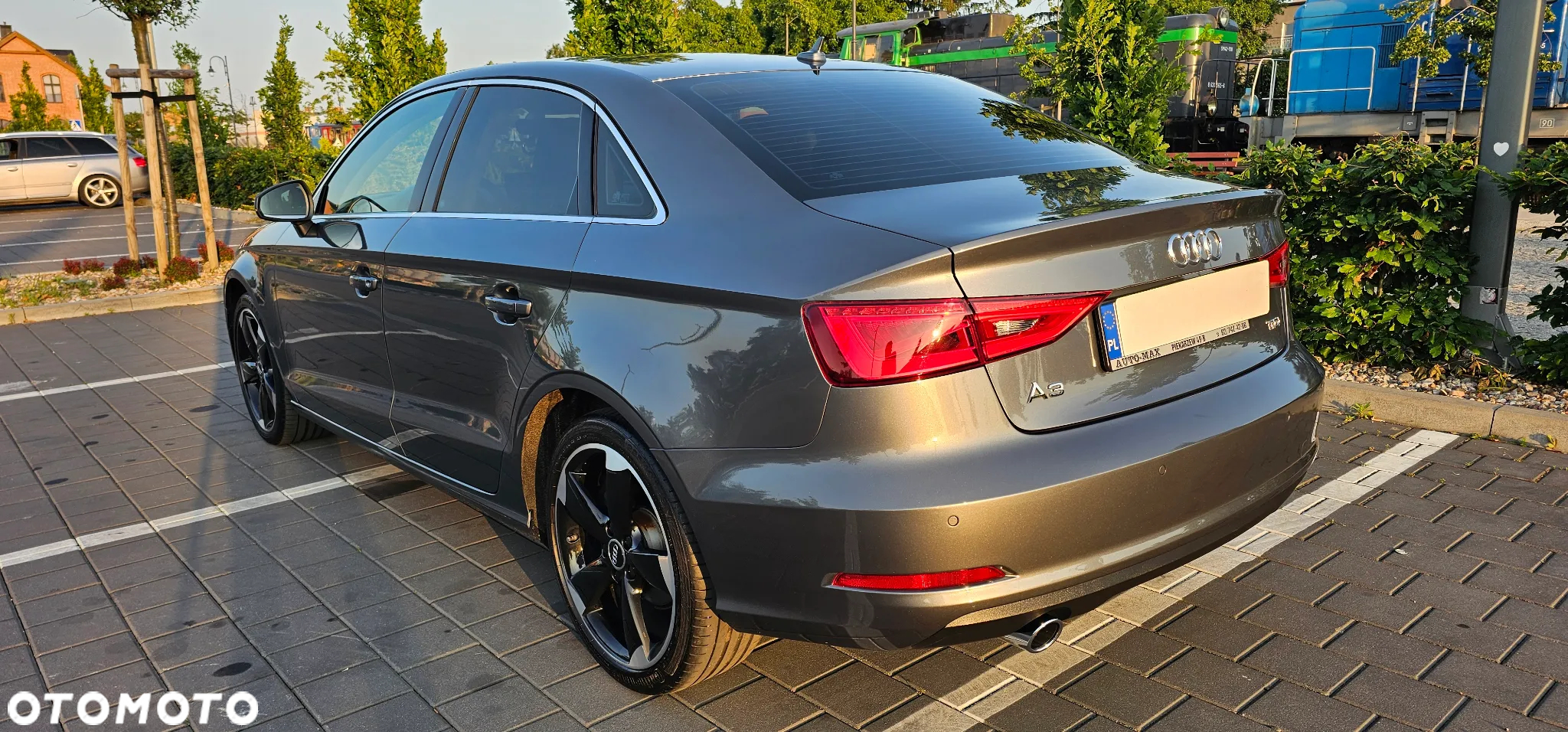 Audi A3 1.6 TDI clean diesel Ambiente - 4