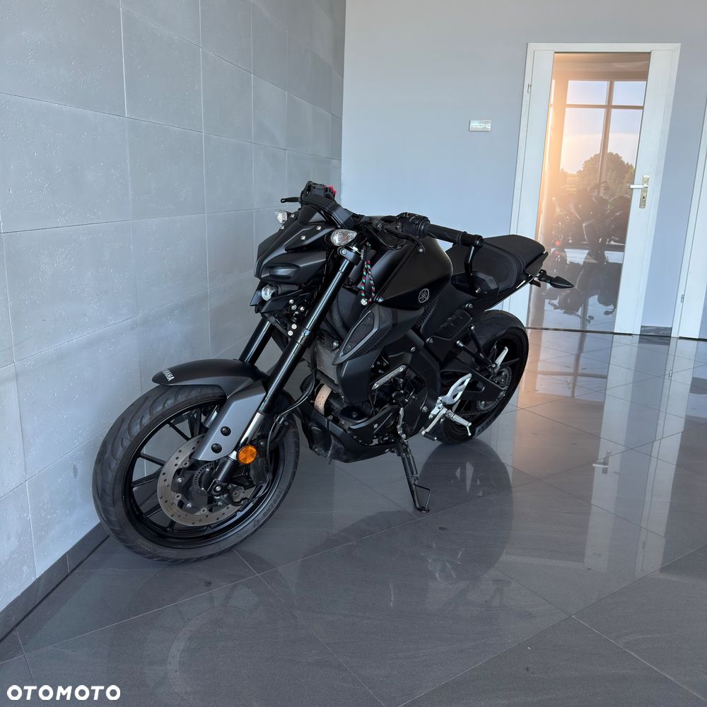 Yamaha MT - 7