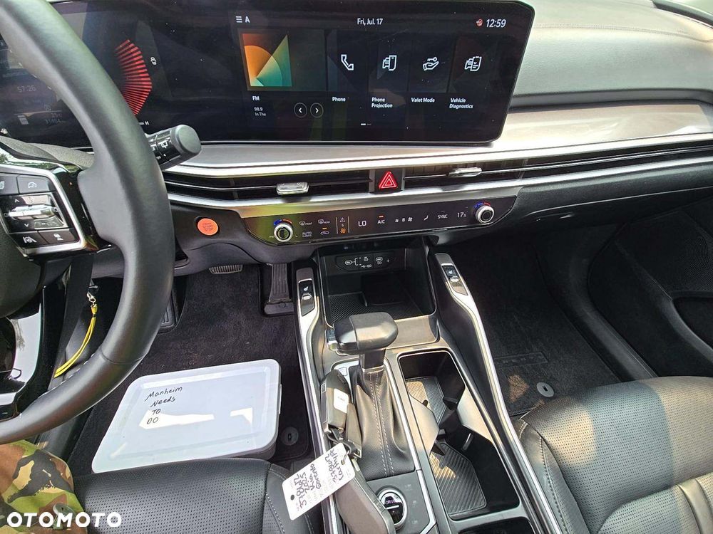 Kia Sorento - 7