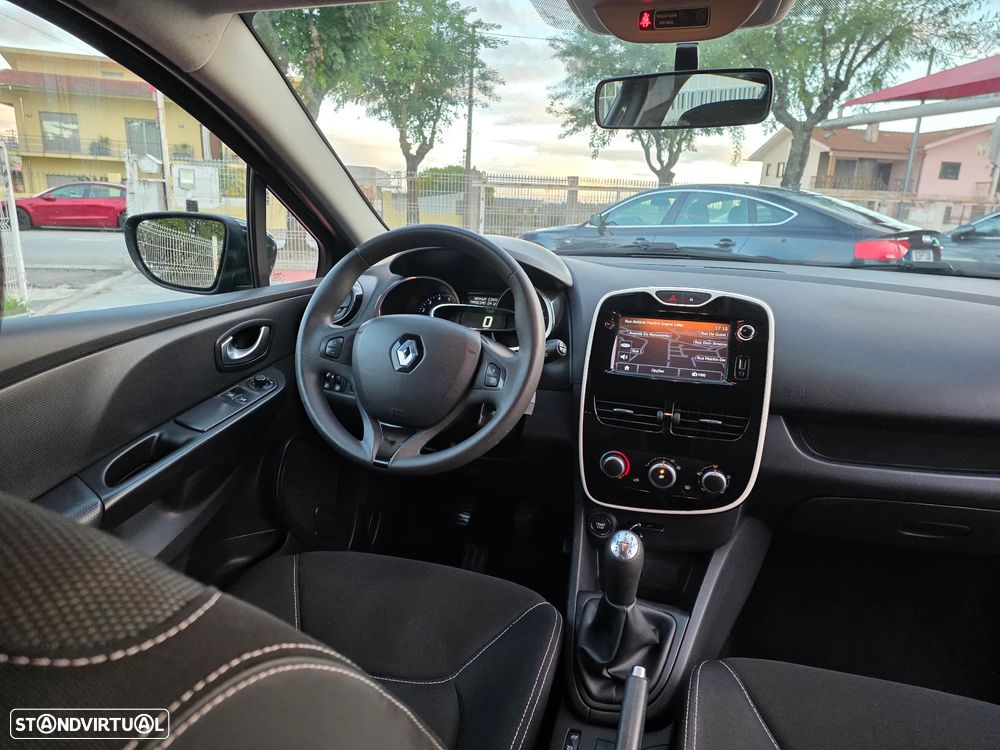 Renault Clio 1.5 dCi Dynamique S - 12