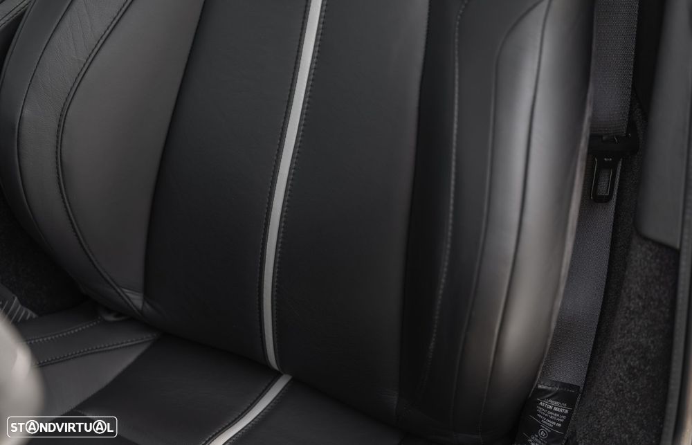 Aston Martin Vantage Coupe V12 S Sportshift 3 - 24