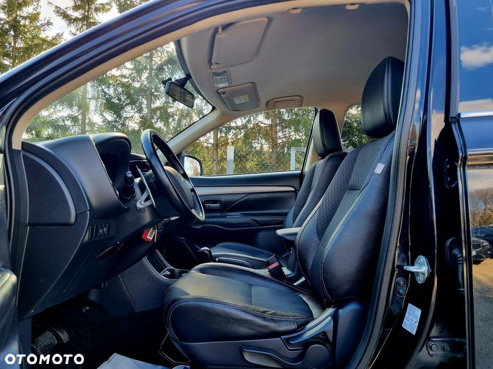 Mitsubishi Outlander 2.0 Intense 4WD CVT - 9