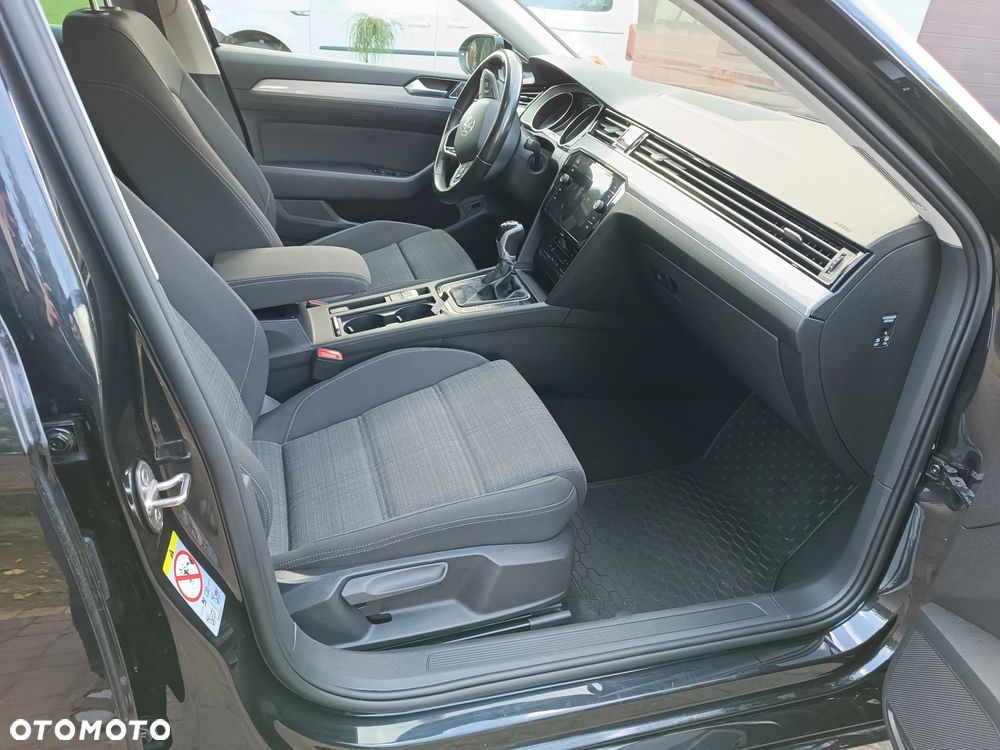 Volkswagen Passat 2.0 TDI EVO Business - 20
