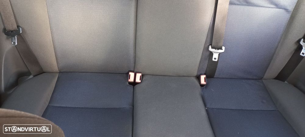 Ford Focus SW 1.6 TDCi Sport - 23