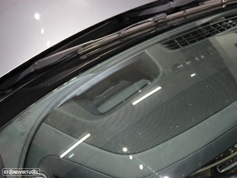 Mercedes-Benz E 53 AMG 4-Matic+ - 26
