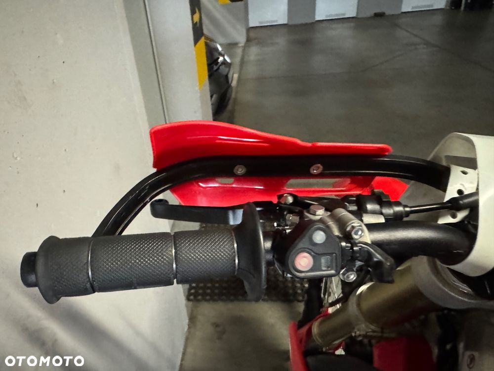 Honda CRF - 12