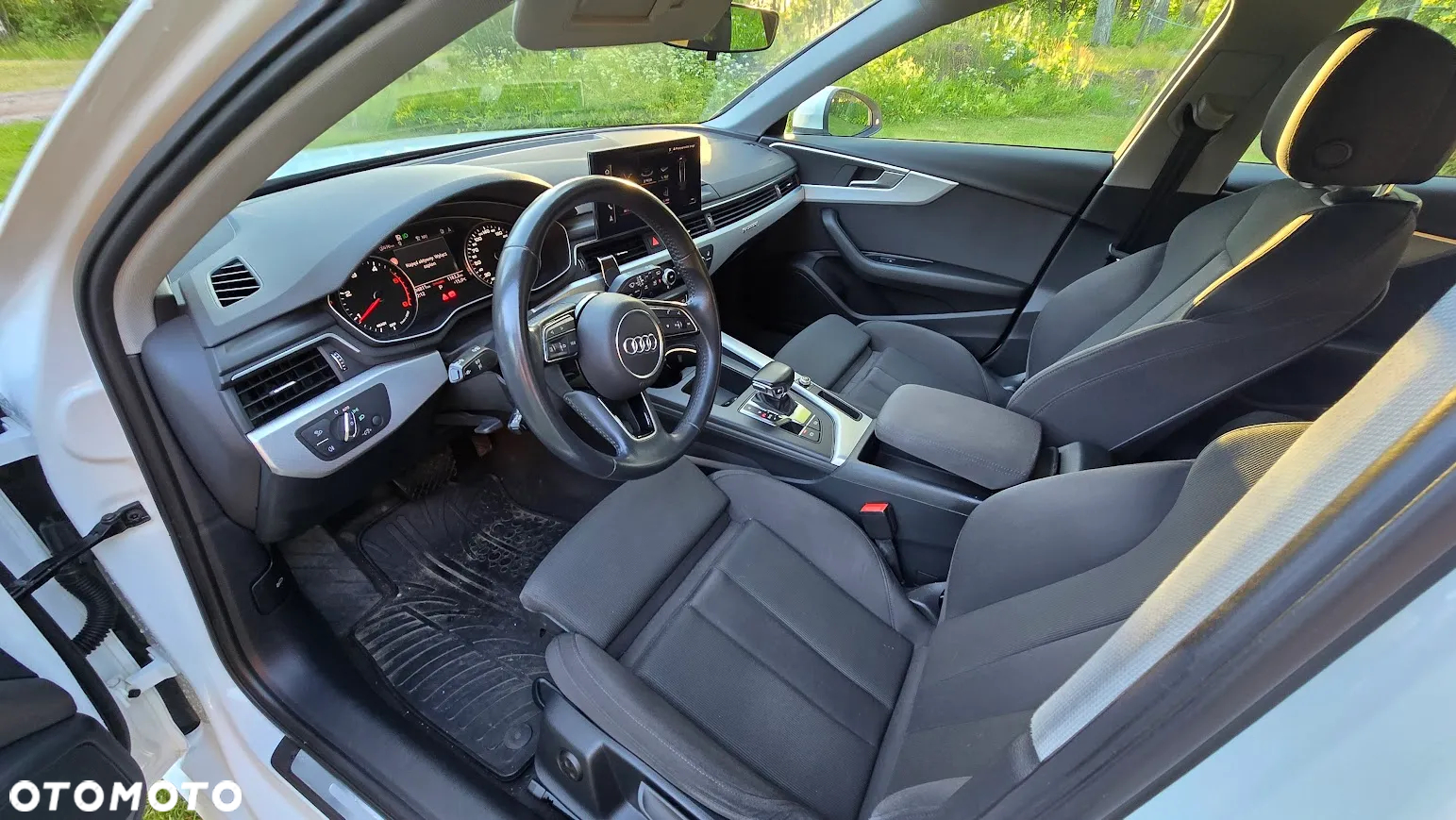 Audi A4 Avant 40 TDI quattro S tronic - 16