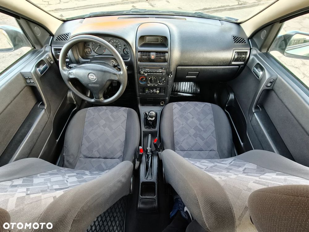 Opel Astra 1.6 GL - 5