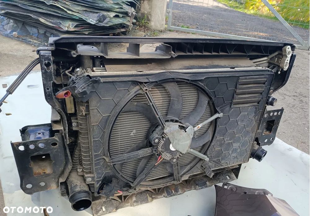 SHARAN 7N 1,4TSI PAS PRZÓD CHŁODNICE - 7