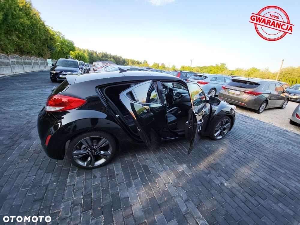 Hyundai Veloster - 29