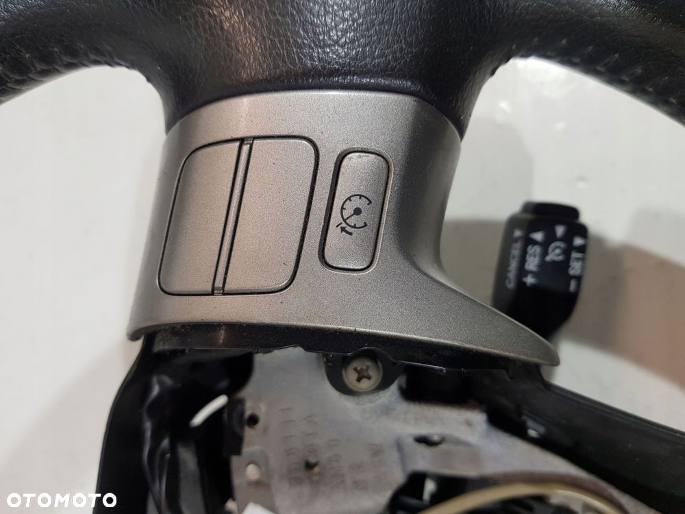 kierownica multi skóra 6066111 toyota auris i e15 eur 07r - 7