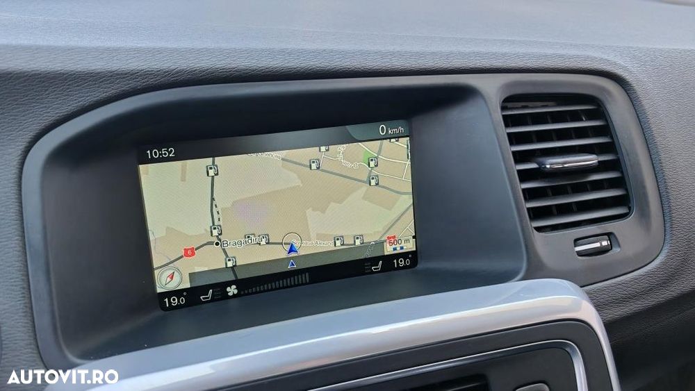 Volvo V60 D3 Momentum Core - 15