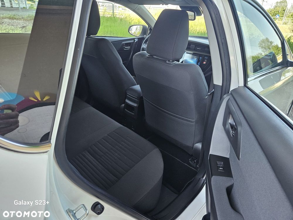 Toyota Auris 1.2 T Prestige - 14