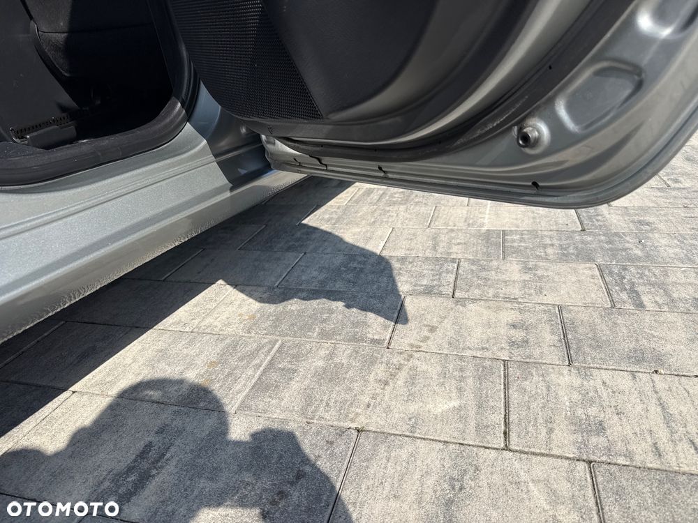 Toyota Auris Hybrid 135 Premium - 11
