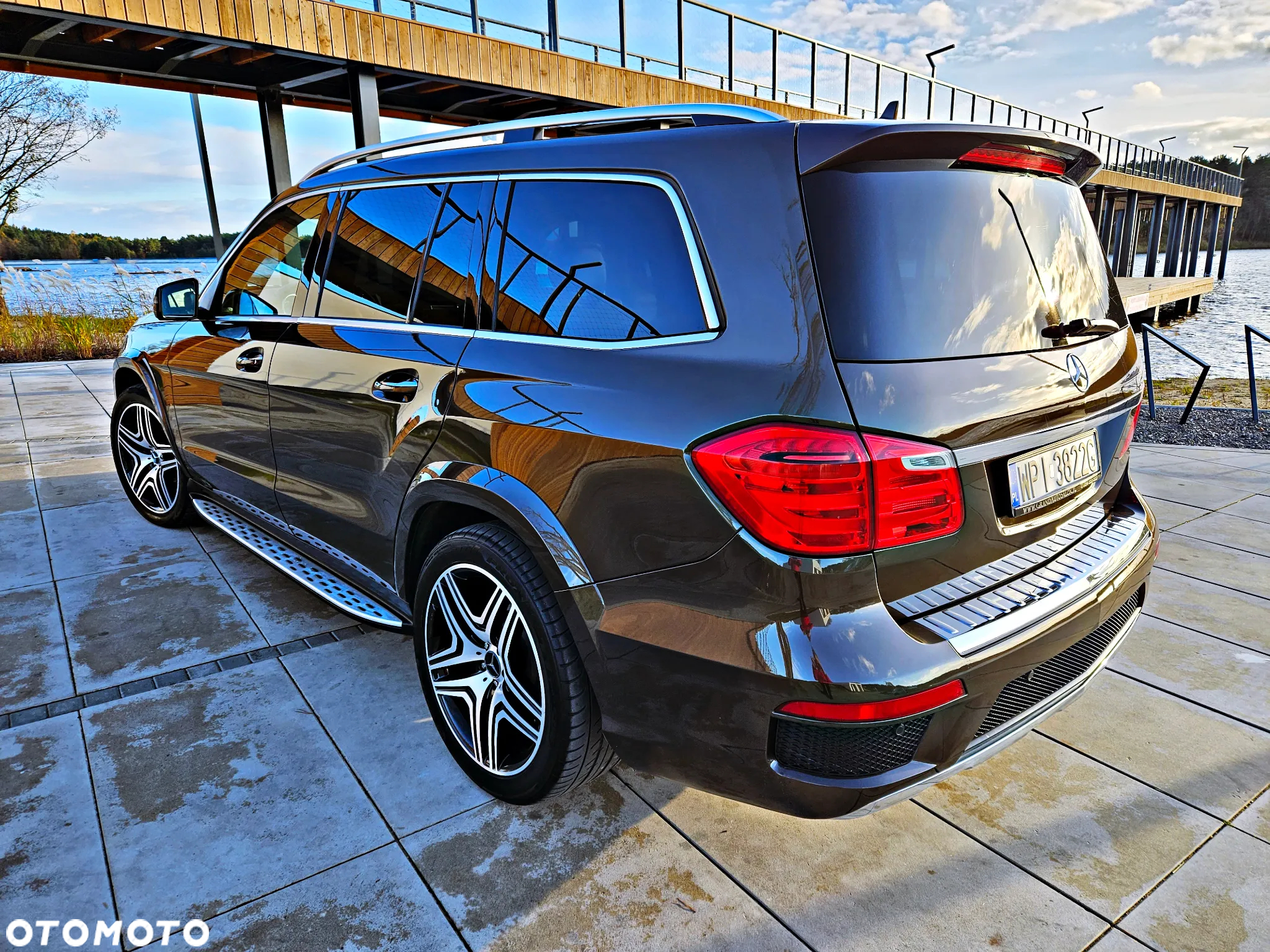 Mercedes-Benz GL 350 BlueTec 4-Matic - 32