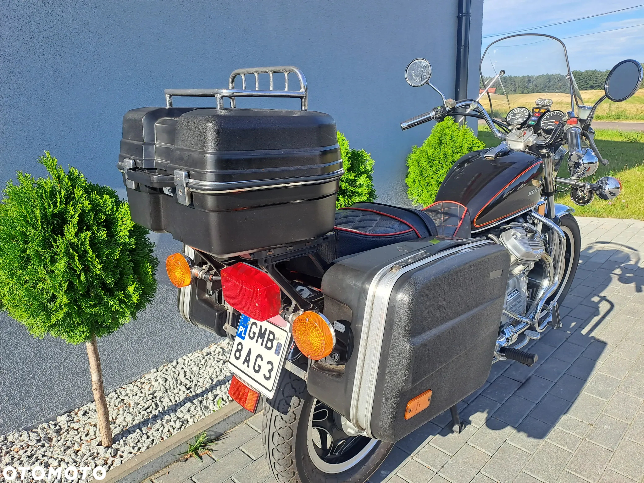 Honda CX - 16