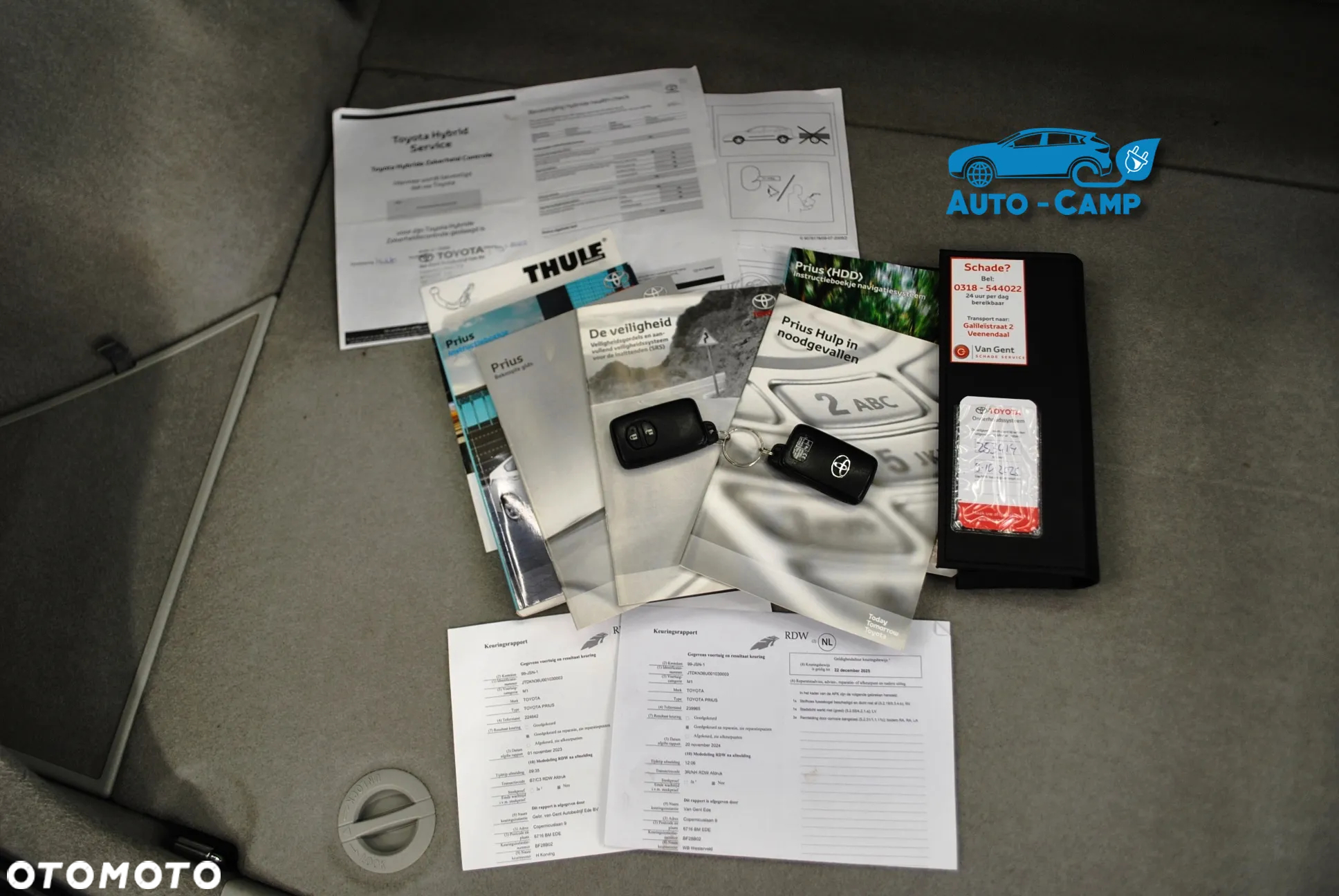 Toyota Prius 1.8 HSD Premium - 23