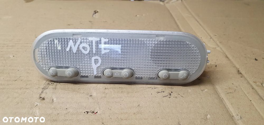 Lampka oświetlenie kabiny podsufitki Nissan Note E11 - 1