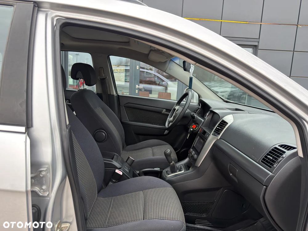 Chevrolet Captiva 2.4 2WD 7 Sitzer LS - 23