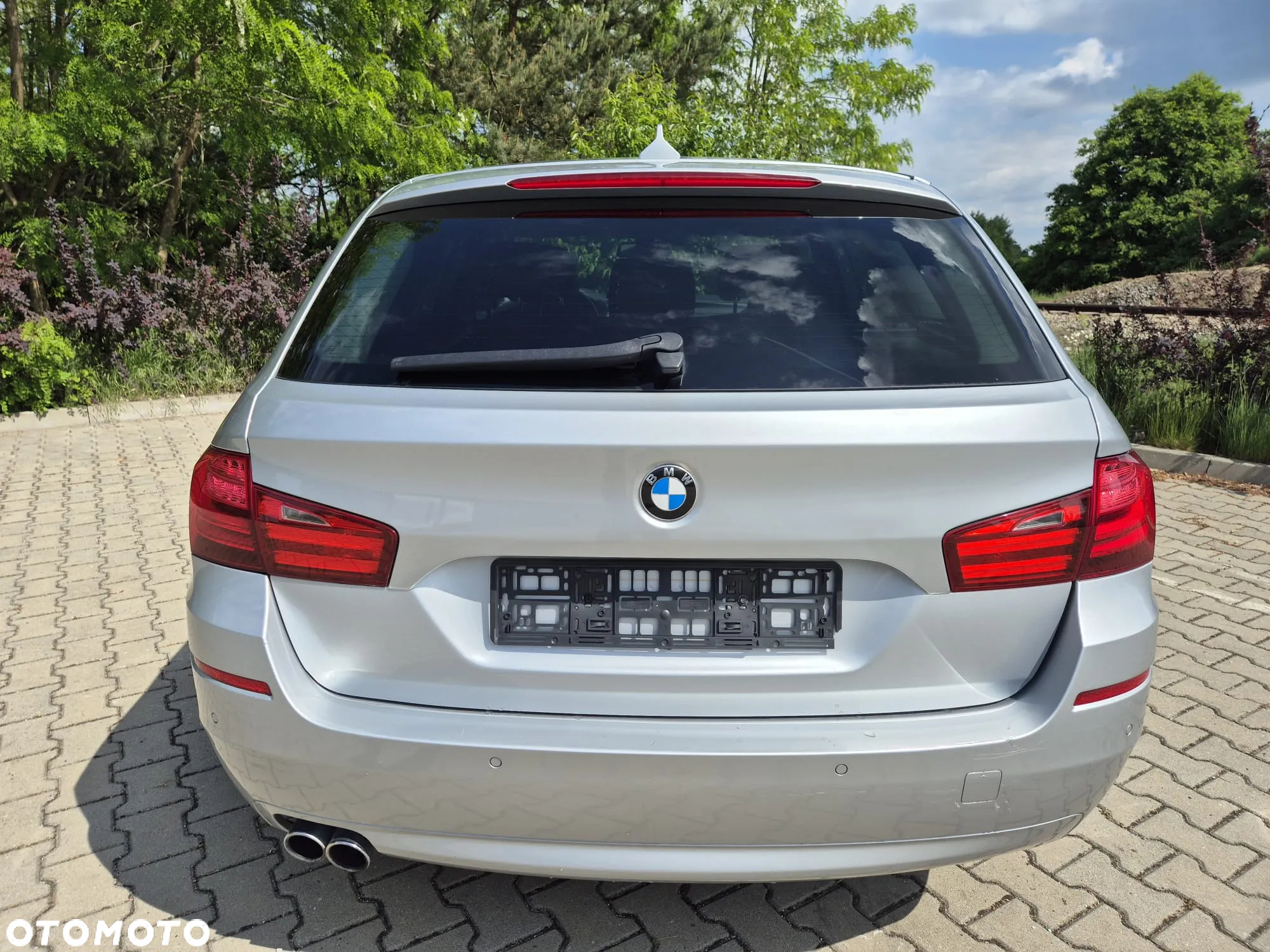 BMW Seria 5 525d xDrive Touring - 8