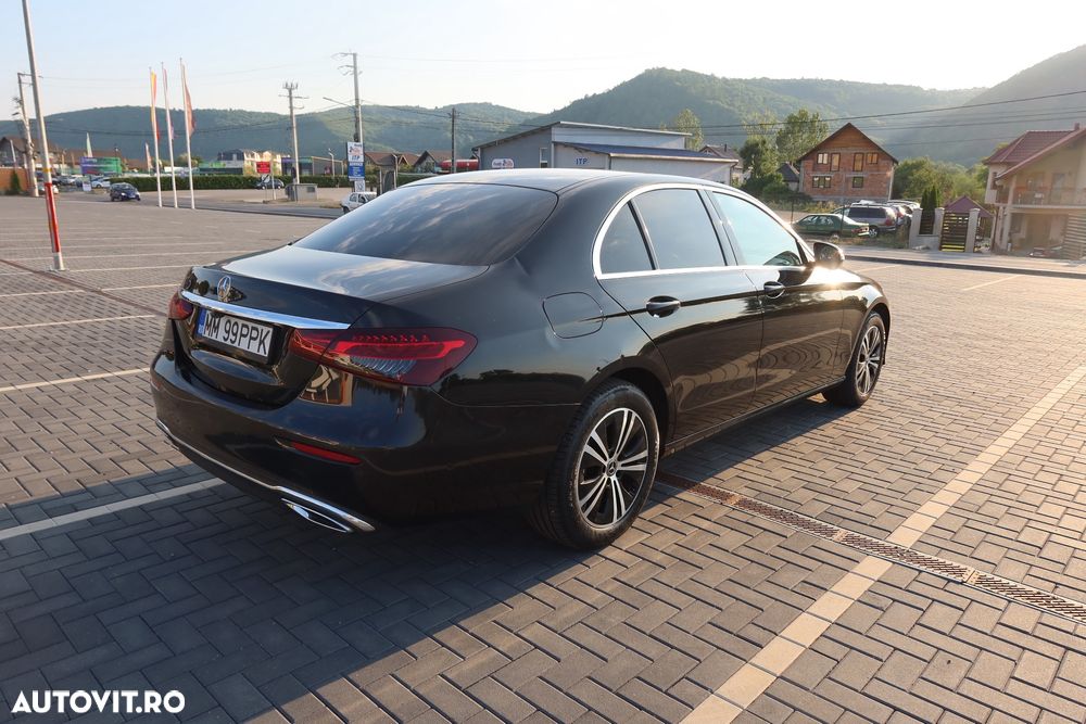 Mercedes-Benz E 220 d Aut. - 4