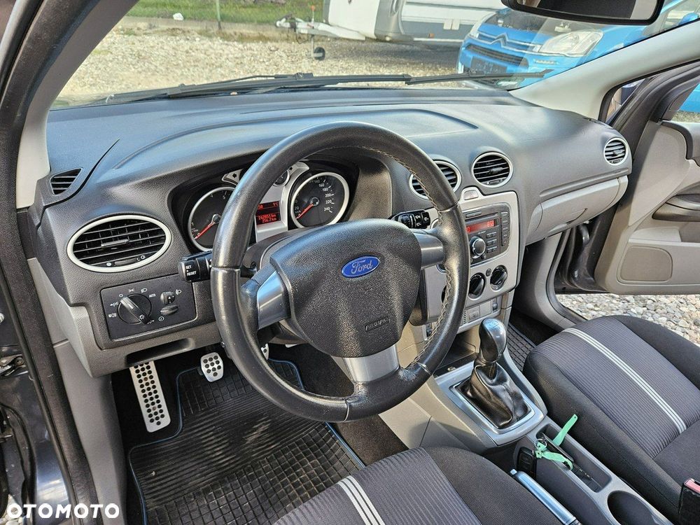 Ford Focus - 8