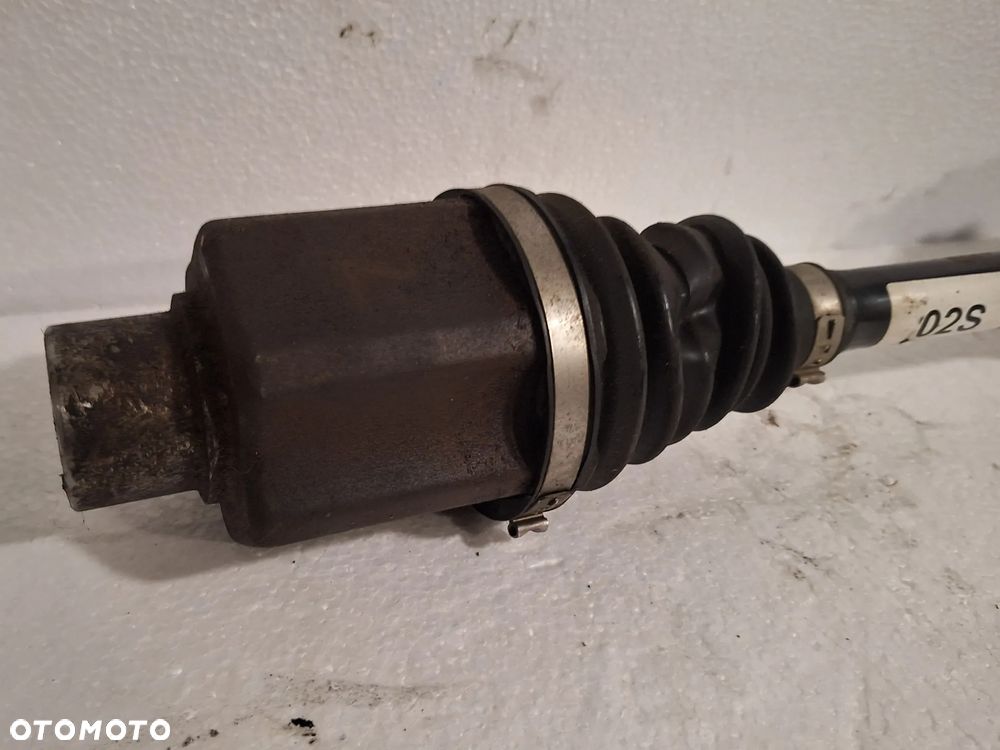 VW TRANSPORTER T6 T6.1  4X4 4MOTION PÓŁOŚ PRAWY PRZÓD DSG 7E0407272BG - 4