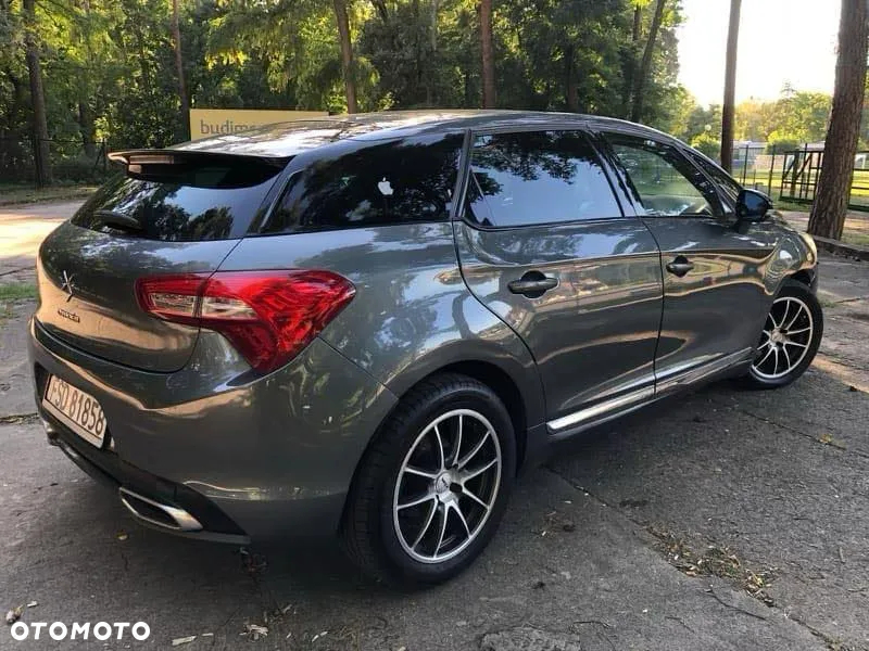 Citroën DS5 1.6 e-HDi Chic MCP - 4