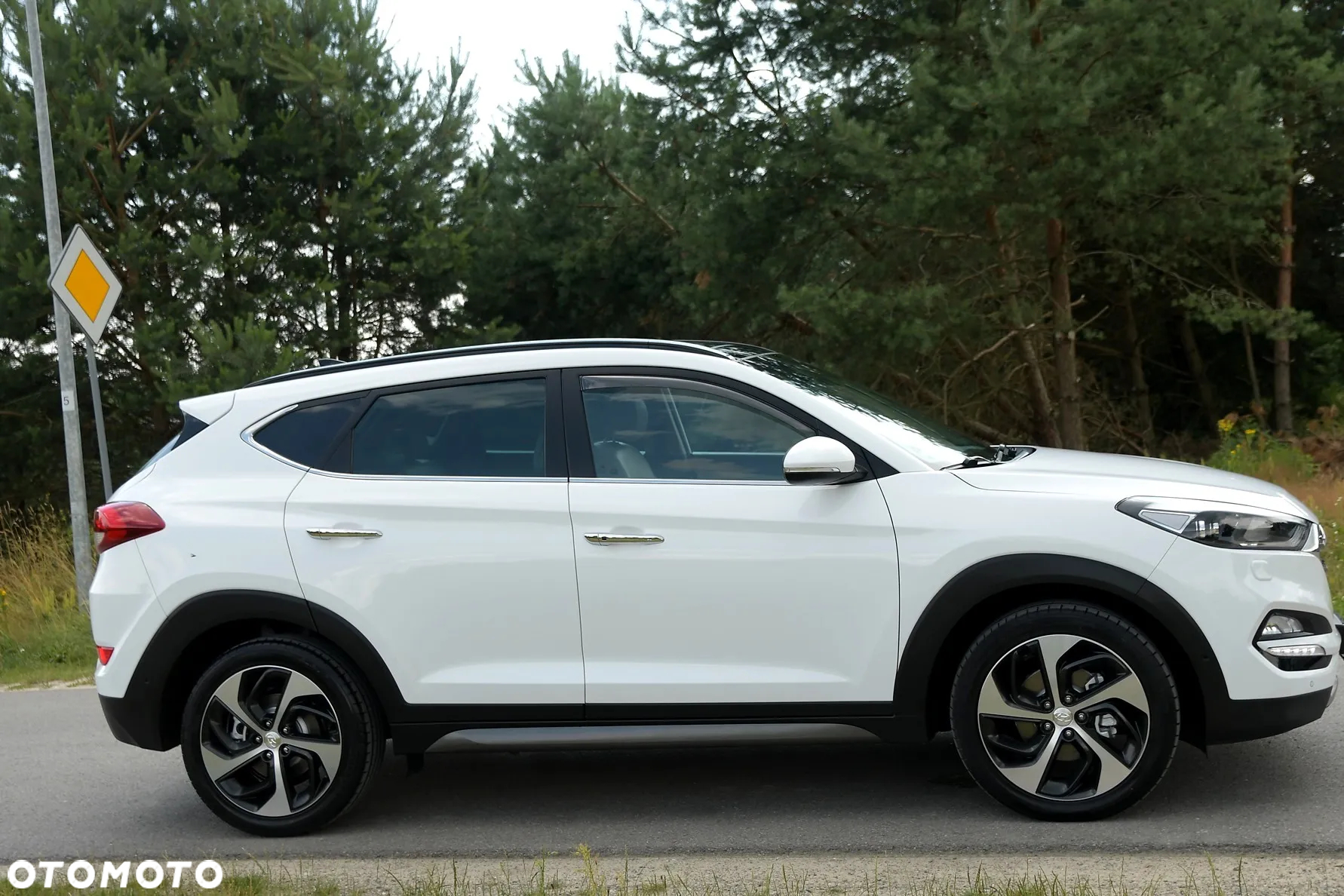 Hyundai Tucson 1.7 CRDI BlueDrive Design 2WD DCT - 5