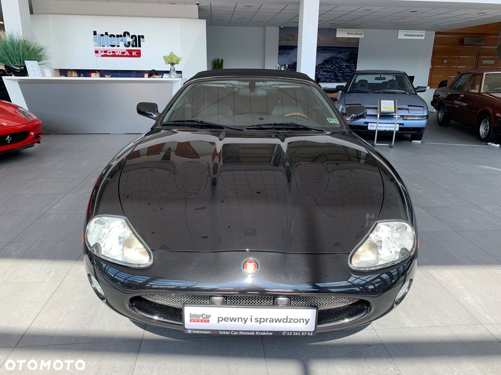 Jaguar XK XKR Cabriolet - 11