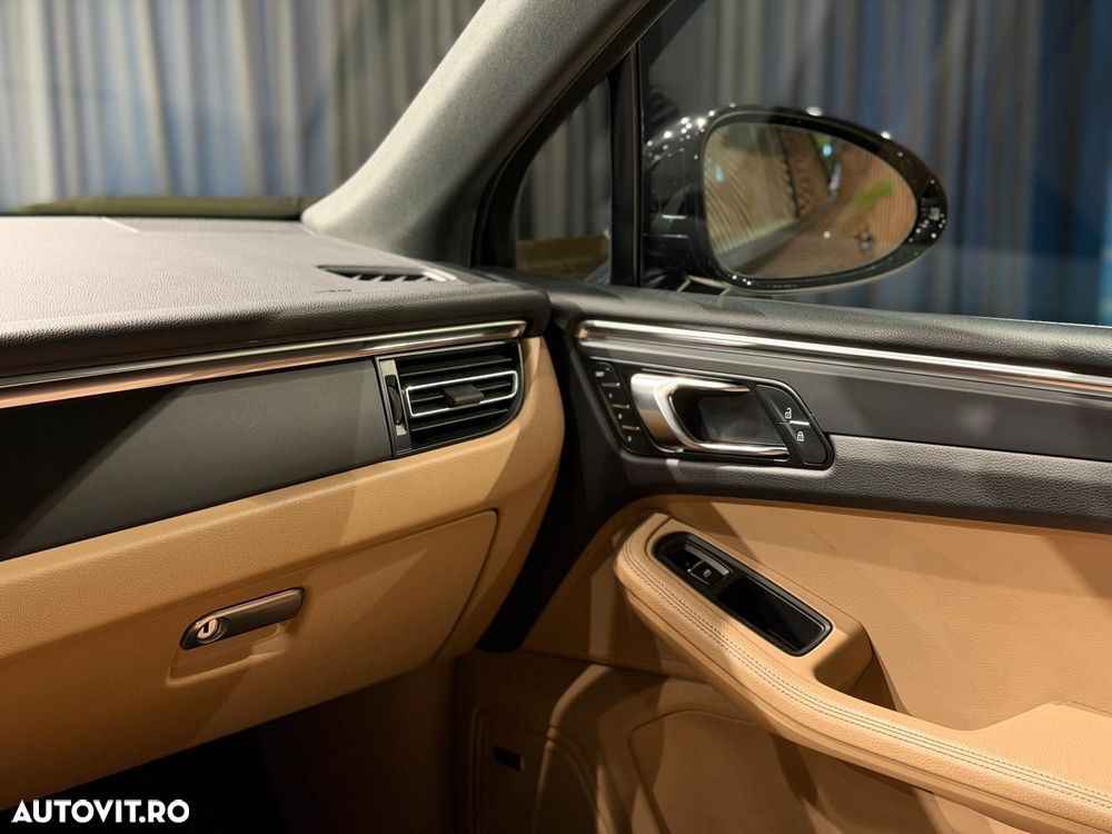 Porsche Macan - 3