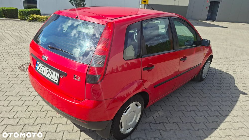 Ford Fiesta 1.3 Ambiente - 4