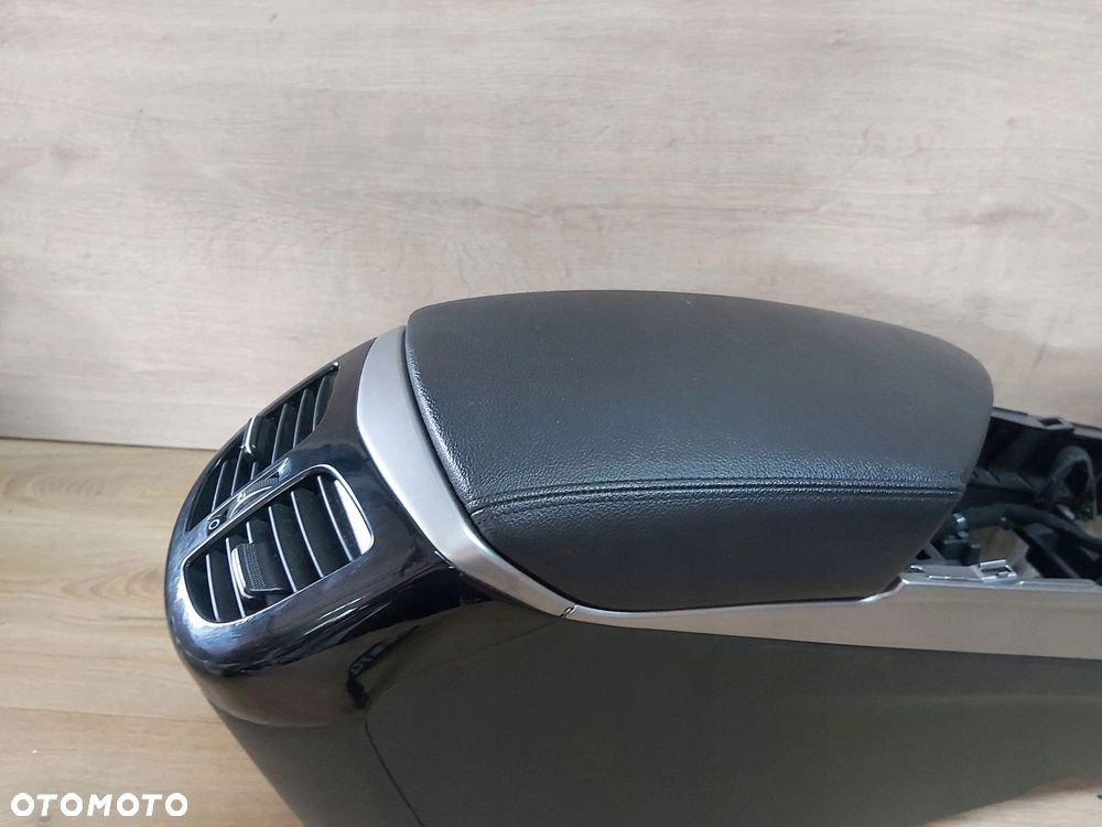 HYUNDAI i40 podłokietnik schowek skóra - 4