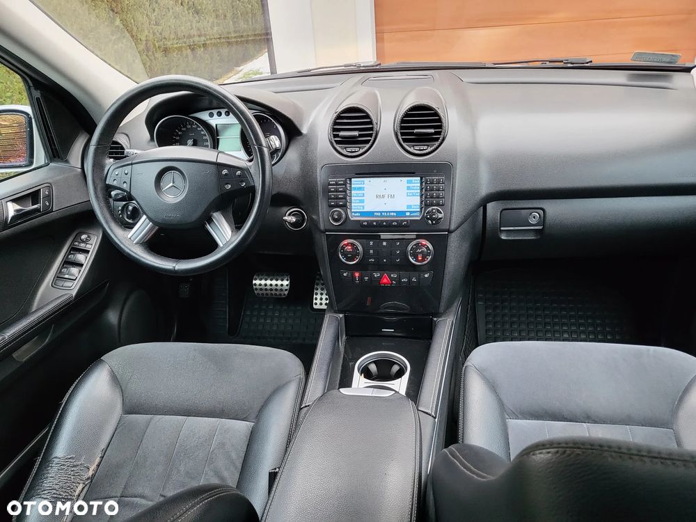 Mercedes-Benz ML - 17