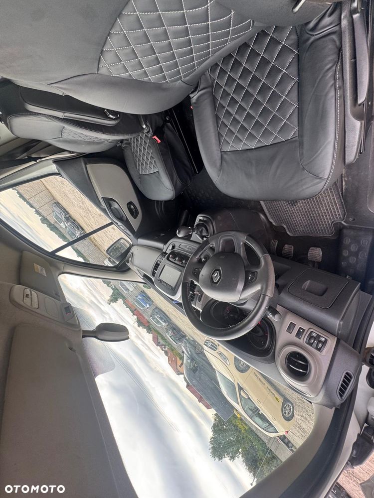 Renault trafic - 9