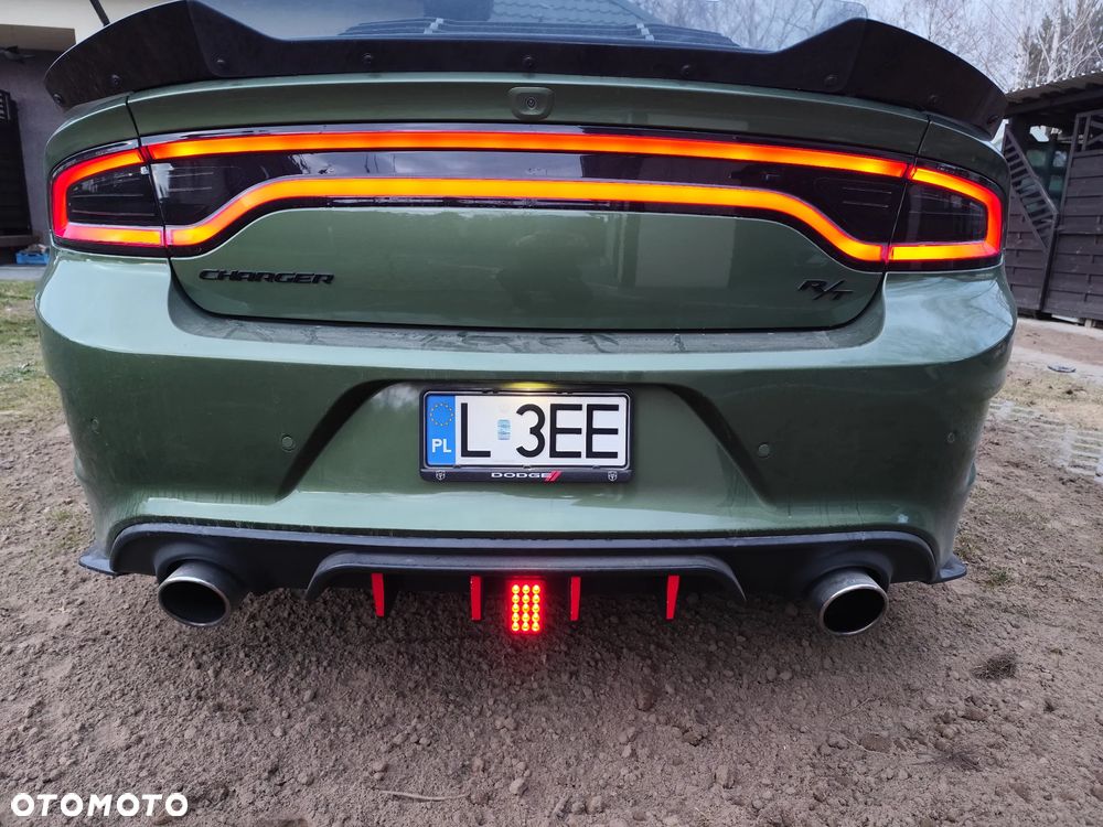 Dodge Charger 5.7 R/T - 23