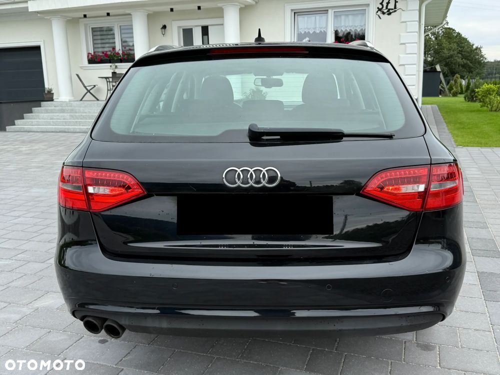 Audi A4 Avant 2.0 TDI DPF multitronic S line Sportpaket - 22